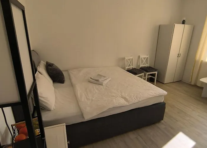 24 Auberge de jeunesse