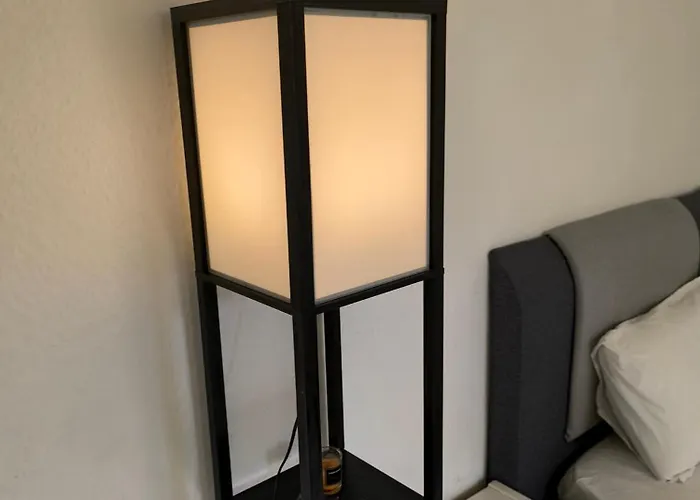 Auberge de jeunesse 24 *