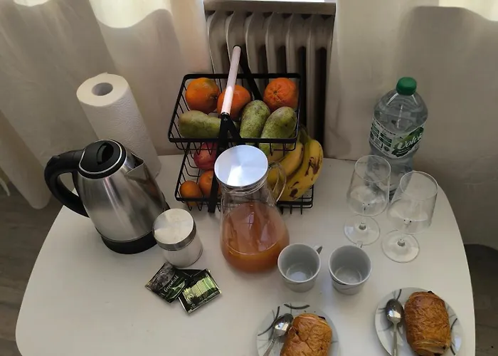 24 Auberge de jeunesse *